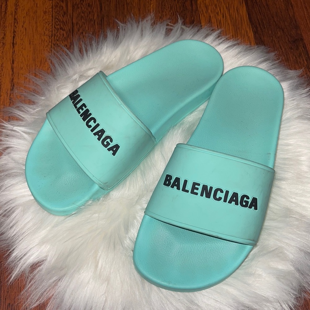Balenciaga Pool Slide